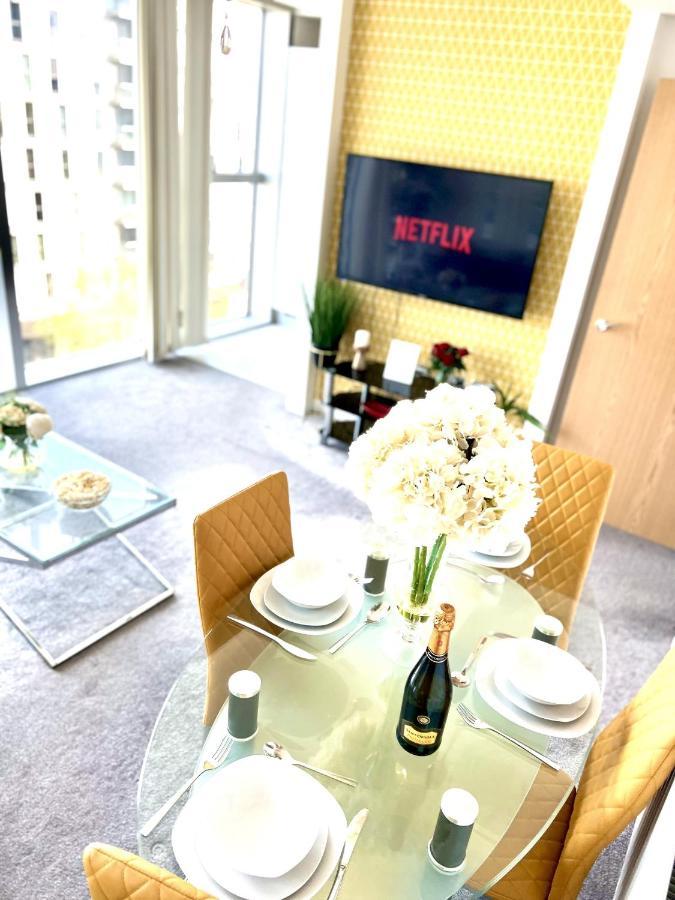 Superior Hub Mk City Apartment- With Free Underground Parking, Fast Wi-Fi, Smart Tv With Netflix, Disney Plus & Prime! Milton Keynes Dış mekan fotoğraf